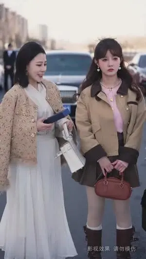 别惹大小姐,她妈最宠她 《别惹大小姐,她妈最宠她》短剧封面
