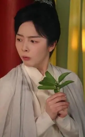 《皇叔求放过，小九是女郎&皇叔求放过小九是女郎（80集）朱林雨&聂子皓》短剧封面