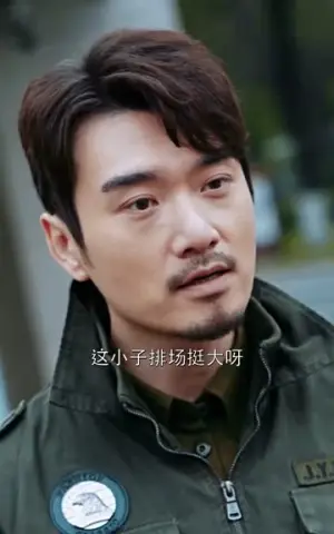 《绝世龙王在都市》短剧封面