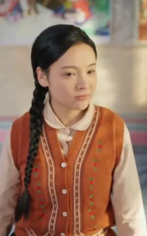 《重回70变辣媳，反派婆婆她慌了（80集）李亦澄＆张晓宇＆齐茉涵（夸克网盘）》短剧封面