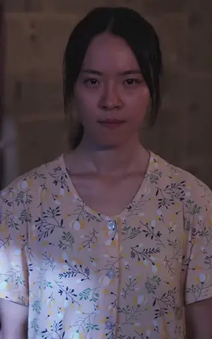 《携三女创业，风雨过后是晴天（70集）周冰&李嘉玥（夸克网盘）》短剧封面