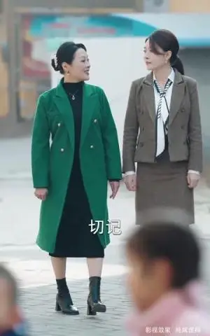 《真假善人（55集）（夸克网盘）》短剧封面