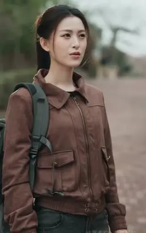 《真千金的豪门求生指南》短剧封面
