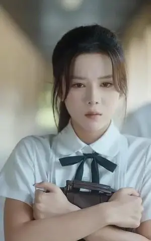 《清野落星辰（70集）岳杨&苏弋涵》短剧封面