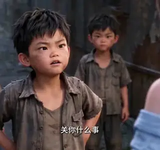 《直播养崽后全星际开始给我配CP（100集）（夸克网盘）》短剧封面