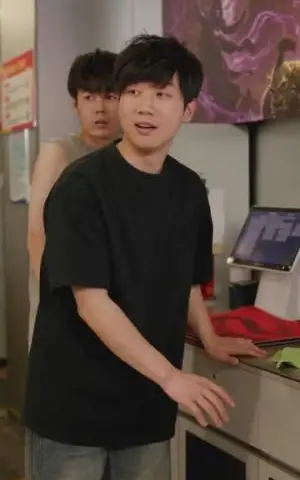 《重回巅峰：前任高攀不起（80集）王金泽＆王蓉蓉（夸克网盘）》短剧封面