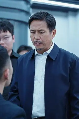 《这个乞丐会透视（125集）张闻宇＆林依燃（百度网盘）》短剧封面