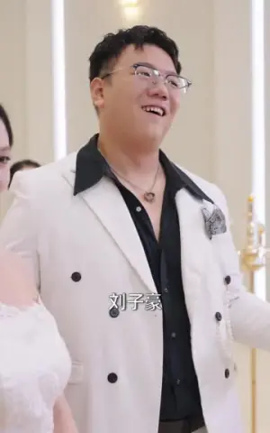 《婚礼上，傲娇小姐来抢亲（67集）原晨&梁思佳（夸克网盘）》短剧封面