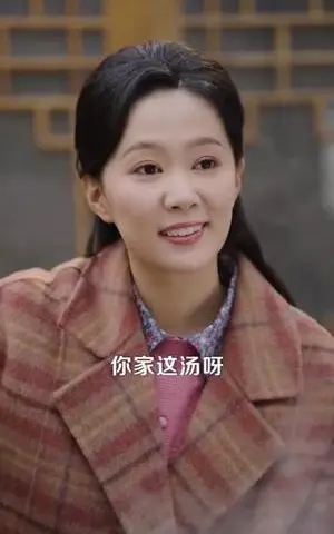 《小镇深巷（60集）徐蕾＆程妤（夸克网盘）》短剧封面