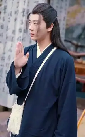《苟到最后斩魔神（80集）李进源＆郭鑫蕊（夸克网盘）》短剧封面