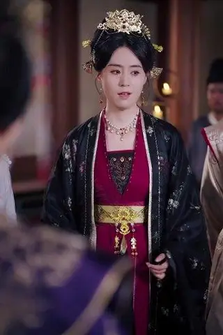 《慈母重生她专治不服（53集）程硕＆邬倩》短剧封面