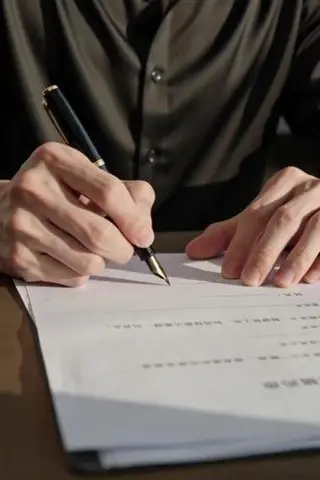 《婚后慢熟（148集）Ai短剧（百度网盘）》短剧封面