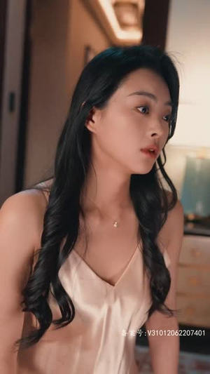 《失忆后，霍总对我又宠又撩（80集）》短剧封面