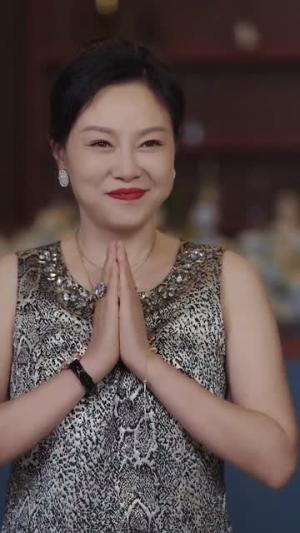 二婚当天植物人老公突然睁眼（40集）（夸克网盘）封面图 - 短剧短剧