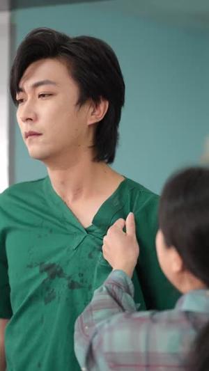 身怀系统，拉美女院长一起躺赢（60集）李云鹏＆文轩（夸克网盘）封面图 - 都市短剧