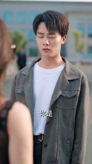 出狱后，我带美女总裁登上巅峰（80集）（夸克网盘） - 都市爽文短剧封面