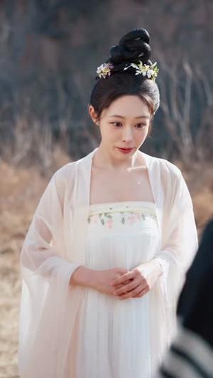 双穿：开局面包换女仆（80集）李俊良&胡继月（夸克网盘）封面