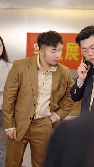 怀孕后亮出世界冠军身份（75集）（夸克网盘）封面图 - 短剧短剧