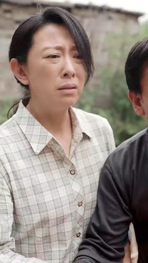 四月暖春(63集)(夸克网盘) 四月暖春(63集)(夸克网盘)封面