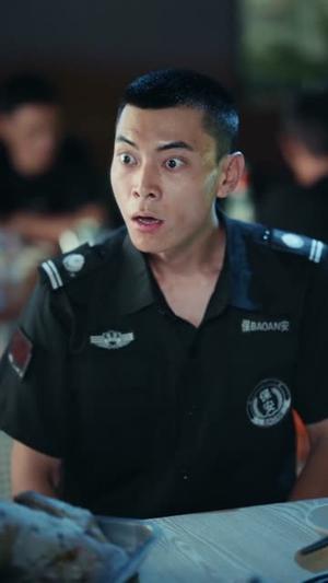 疯狂的锤子（80集）刁标＆张许焓＆景奕＆尤宪超＆卢鑫（夸克网盘）封面图 - 短剧短剧