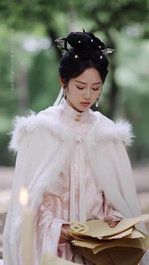 雪落又逢君（78集）陈柯宇＆杨映真（夸克网盘）封面图 - 校园爱情短剧