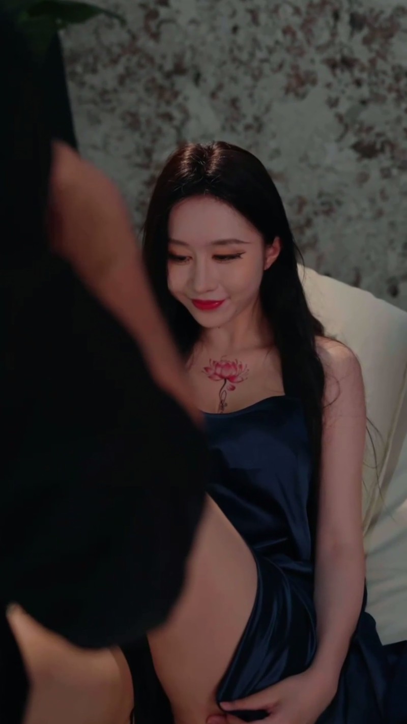 擦边短剧:娇妻的秘密疗程&医情迷恋&妻子身体的觉醒&被唤醒的妻子身体 《擦边短剧:娇妻的秘密疗程&医情迷恋&妻子身体的觉醒&被唤醒的妻子身体》短剧封面