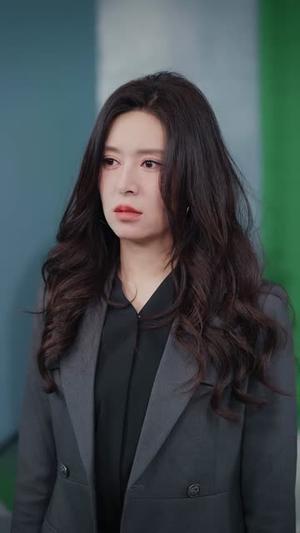 他的青梅被全球直播后，我笑了（60集）桉淇＆李科佑（夸克网盘）封面图 - 短剧短剧