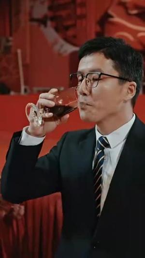 跟着大哥风起云涌（40集）（夸克网盘）封面图 - 短剧短剧
