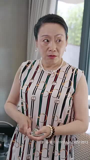 《绝望主妇的反击》短剧封面
