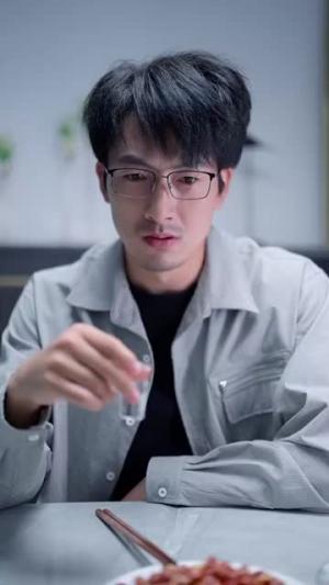谁是谁的谁（59集）王妍（夸克网盘）封面图 - 短剧短剧
