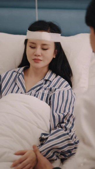 年上月光之姐姐的专属骑士（68集）封面图 - 剧情短剧