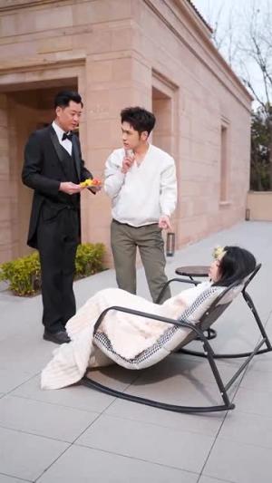 婚前不挨我，婚后老婆贴贴（206集）杨彦光＆张紫菡（夸克网盘）封面图 - 爱情喜剧短剧