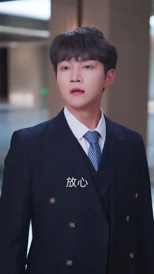 我靠老婆翻盘（70集）如意&李烨宸（夸克网盘） - 都市,喜剧短剧封面