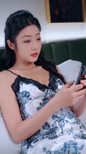 贾二虎的硬核人生（80集）封面图 - 都市短剧