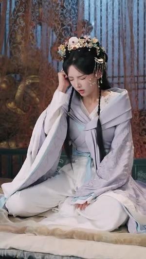 偷听心声之妖妃的职业素养（70集）鲍李宁＆徐良封面图 - 古装短剧