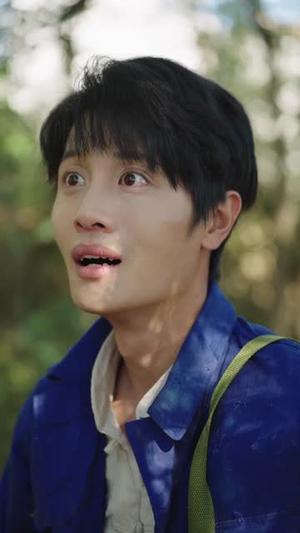 两界穿梭之火红年代（74集）李海蒂＆刘方为（夸克网盘）封面图 - 年代短剧