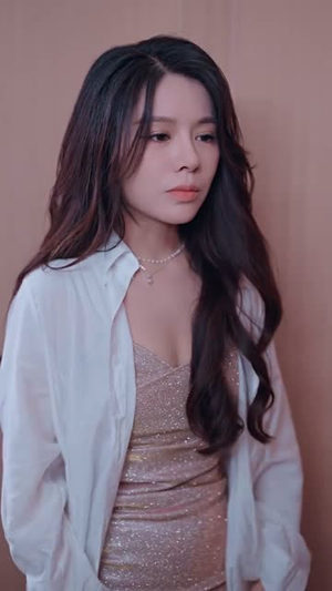 《逃跑的灰姑娘（105集）》短剧封面