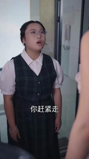 毁容千金是影后（80集）梁雪瑶封面图 - 都市逆袭短剧