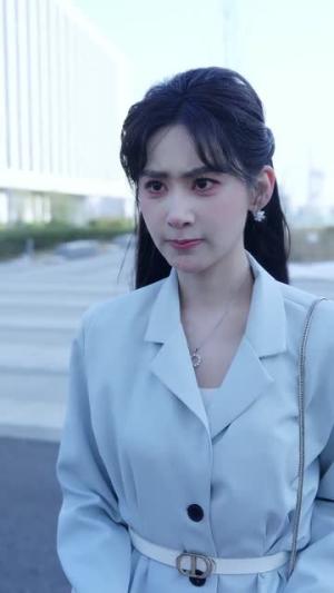 顶级大佬：藏不住的锋芒（80集）原艺展＆陈梓龙（夸克网盘）封面图 - 都市短剧