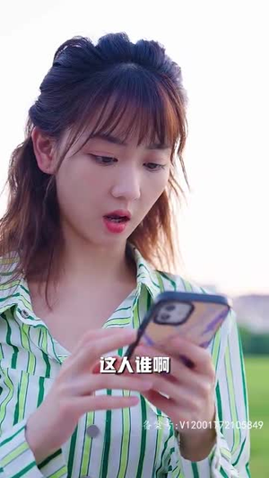 救命影帝主动撩上门要结婚 《救命影帝主动撩上门要结婚》短剧封面