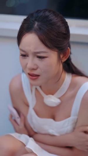 夜色微光抚心醒（82集）王羽墨封面图 - 都市短剧
