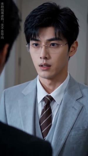 《开到荼蘼，花事终了AI真人版》短剧封面