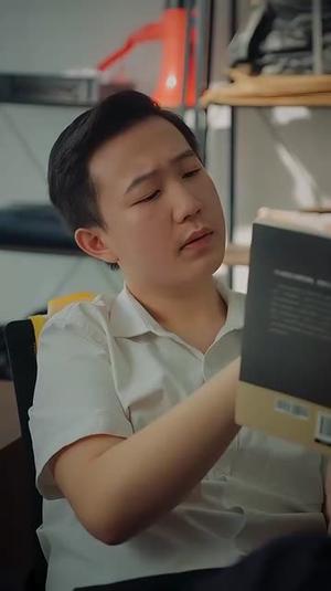 富豪兄弟为了遗产争夺我（40集）（夸克网盘）封面图 - 短剧短剧