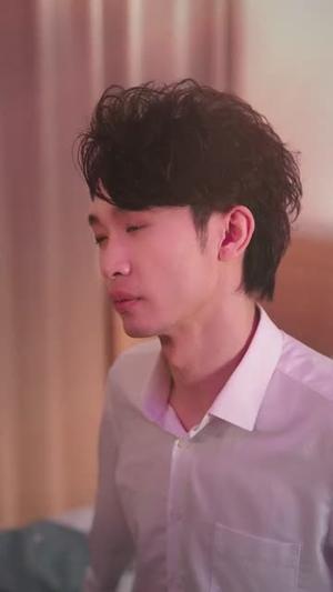 《她的伪装狩猎（82集）张媛媛＆小新（夸克网盘）》短剧封面