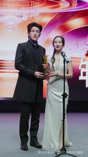 你爱慕歌后，我开嗓，你悔什么（76集）章泷兮＆王翊君（夸克网盘）封面图 - 都市短剧