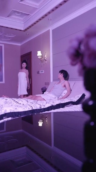 擦边剧：温柔封面图 - 爱情短剧