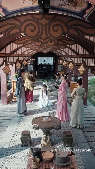 擦边剧：穿越王妃想和离封面图 - 古装短剧