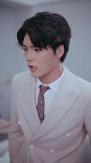 擦边短剧：指尖之恋&指尖之爱（49集）（夸克网盘） - 都市爱情短剧封面
