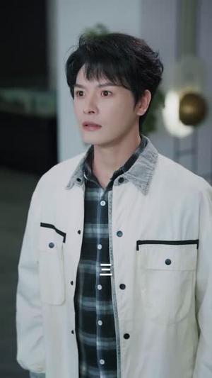 女神为我倾心：系统带我逆袭（80集）李彬航＆董鹿鹿（夸克网盘）封面图 - 都市短剧