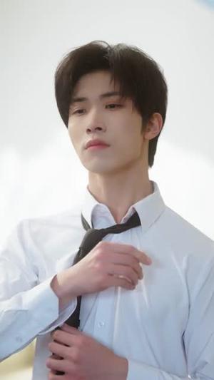 冬日情书：他是她的男主角（73集）尹洋＆赵毓杰（夸克网盘）封面图 - 短剧短剧